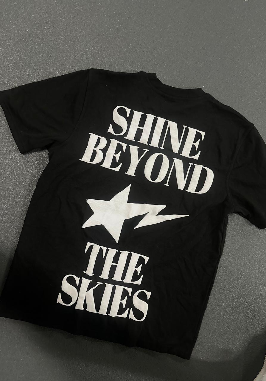SHINE BEYOND TEE-BLACK